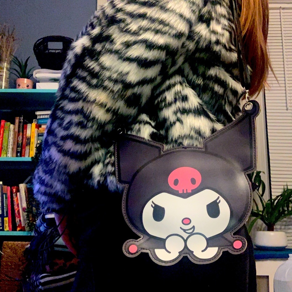 Kuromi sleek mini purse bag with zipper and adjustable strap - for Sanrio fans